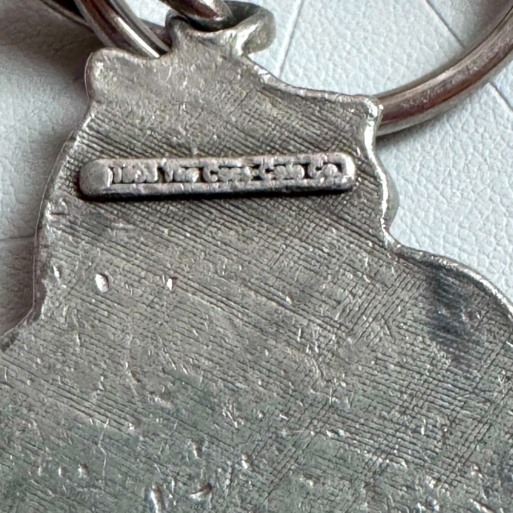🐻🥤 Vintage Coca-Cola Polar Bear Keychain | 1997 Holiday Collectible ❄️✨ - Picture 8 of 16
